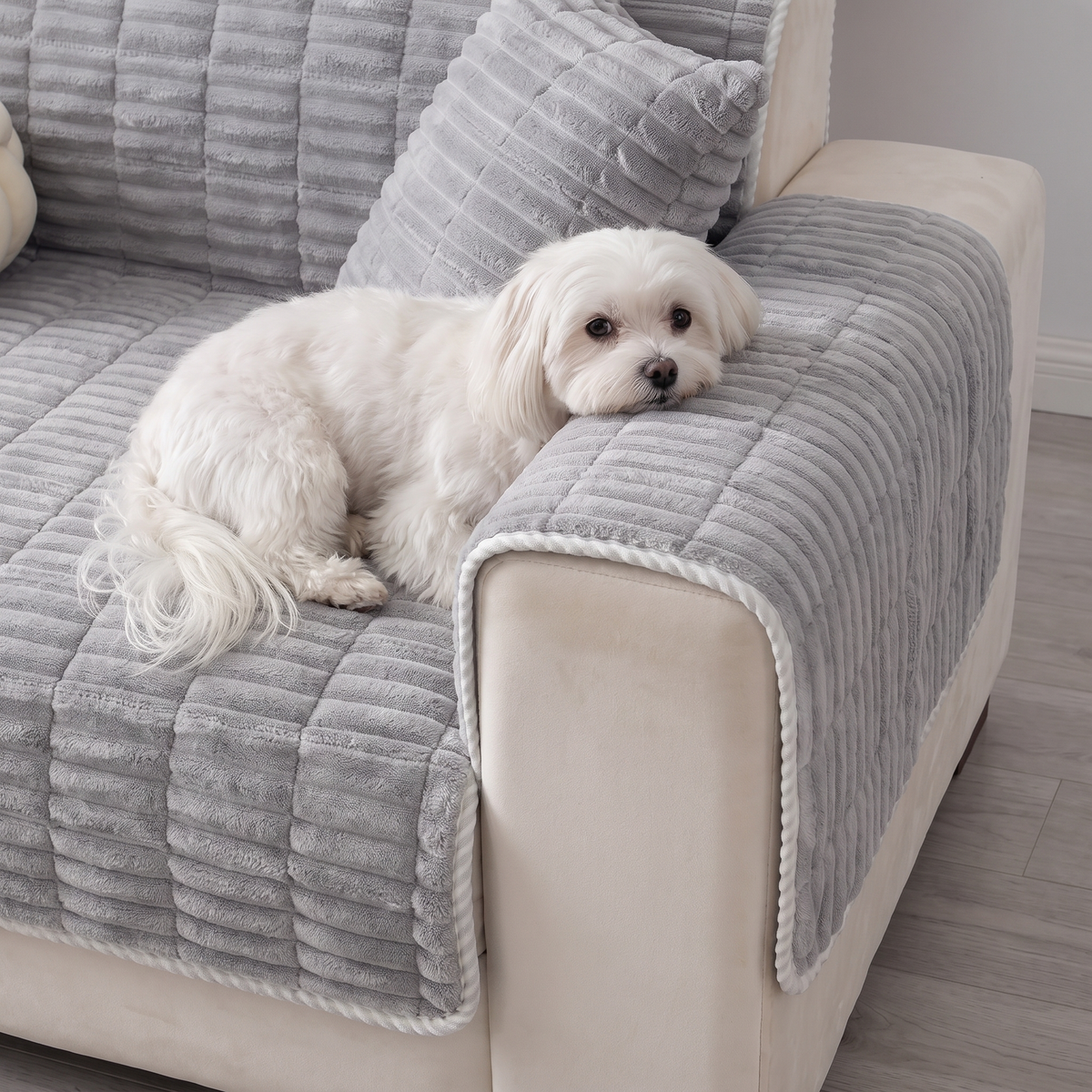 Spill-Resistant Non-Slip 1-Piece Plush Couch Cover